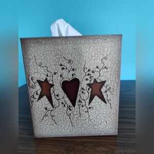 Primitive Rusty Stars/Hearts Tissue Box Cover.    5x5x6.  Tissue Incl.